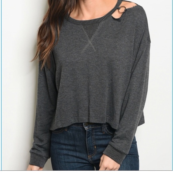 Tops - Grey Distressed Cropped Pullover Top